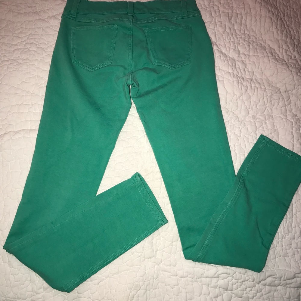 !NWOT! Aqua colored pants